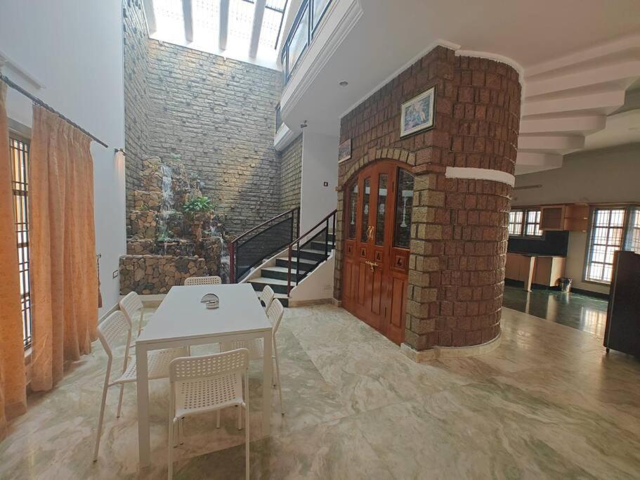 Waterfall Villa - 4Bhk 迈索尔 外观 照片